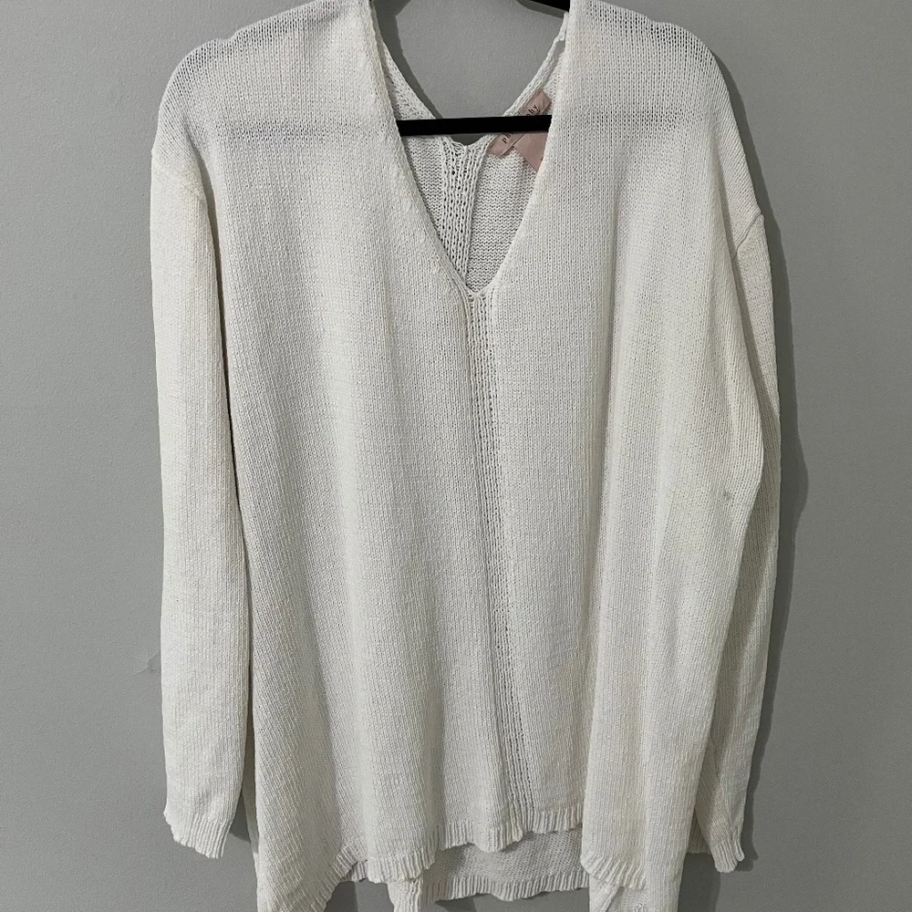 Sweater - Picture 1 of 4